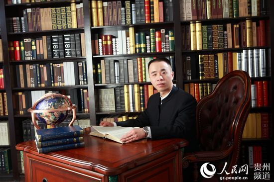 圖為亨達科技集團董事長連灶華。