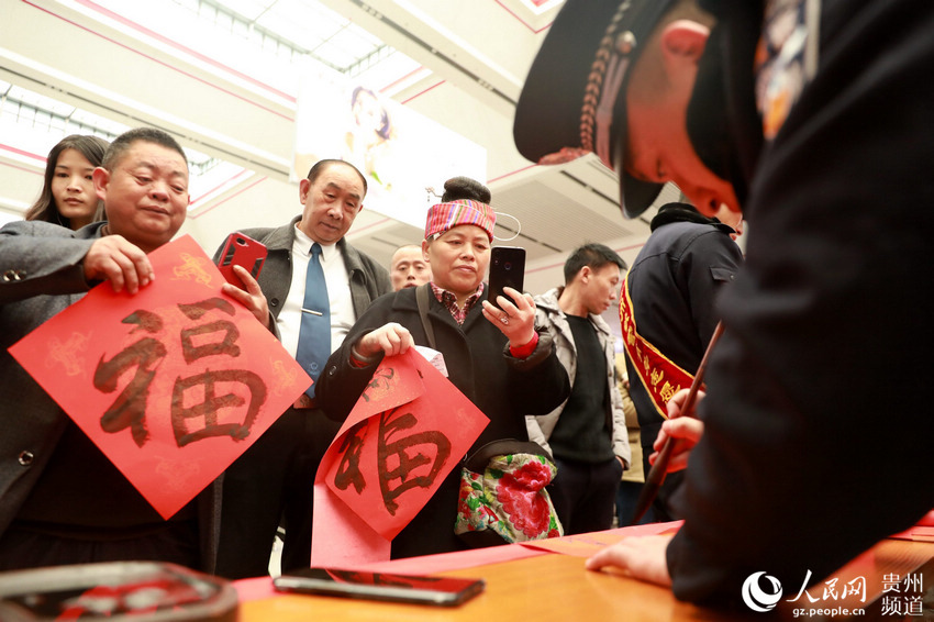 �����񾯞��܇�ÿ���ȥ�´�ף�����S� �z