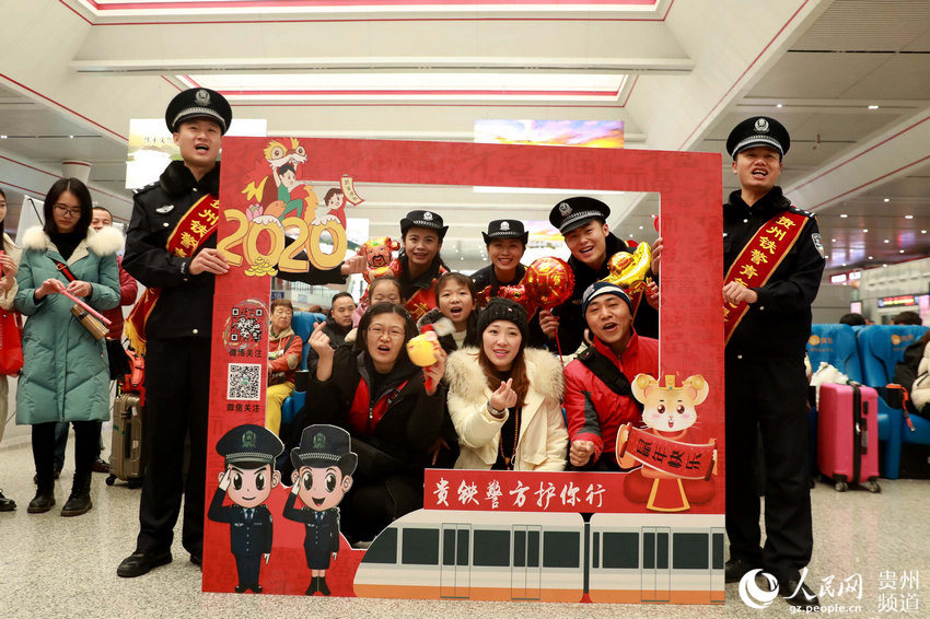 �������и���ƽ����顣�S� �z