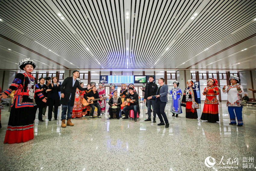 ��(d��ng)?sh��)ظ����݆T�o�˿͎���(l��i)������ݡ������A �z