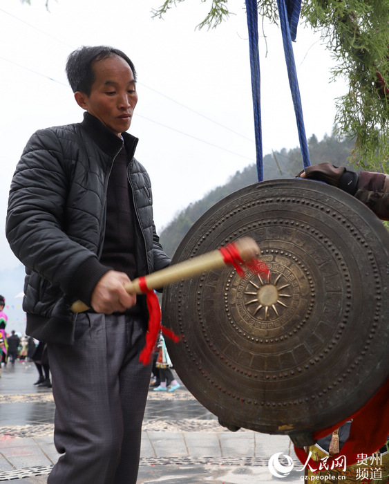 1��13�գ����F��ʡ��կ�h�d��悷������J���ã��������ô��~�ġ�