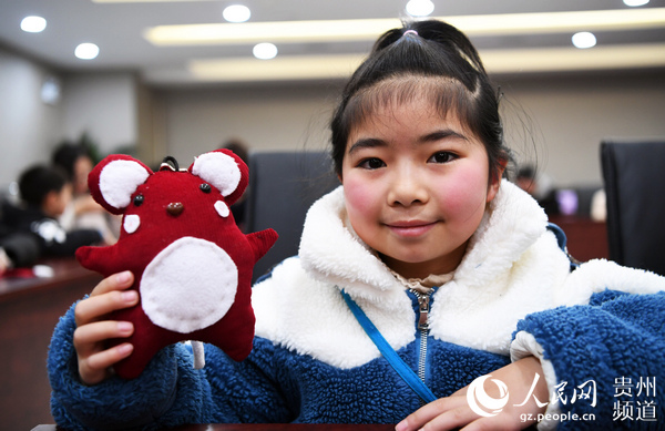 1��14�����F��ʡ�F��������^С܇����^��һ��С��������չʾ�Լ�������������಼ż��