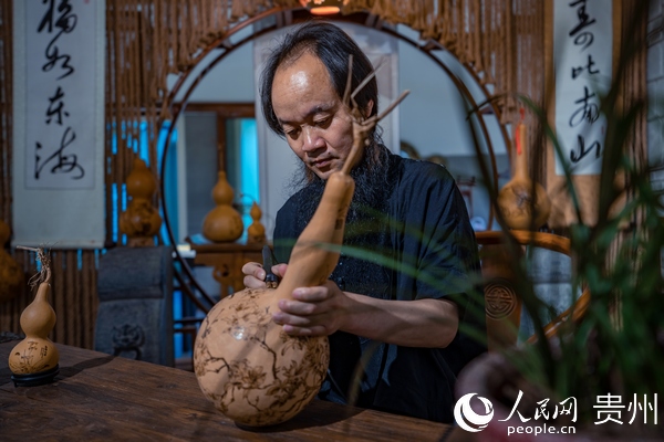 ����A�����M�к��J���נC����(chu��ng)����Ϳ�� �z   