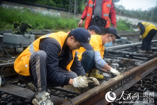 ���b��·��������������� �z��