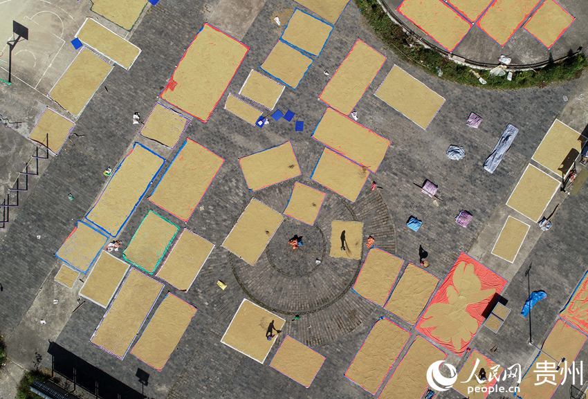 10��22�գ��������F��ʡǭ�|�����嶱�������ݵ�կ�h���{����{�����񵾹ȣ��o�˙C��Ƭ����