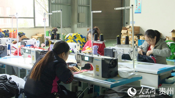 �D��ӹ��Sһ�ǡ�ʯ�� �z