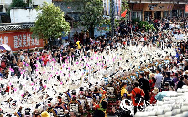 ����ͬ������ʢ�b�����ο�չʾ���z�Ļ����S�c�� �z