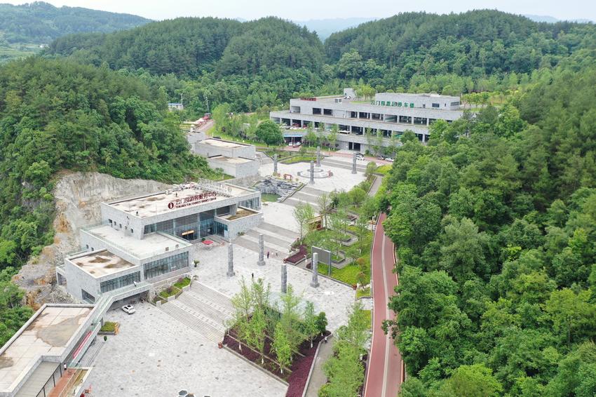 ɽh(hun)@Tھ^(q) z