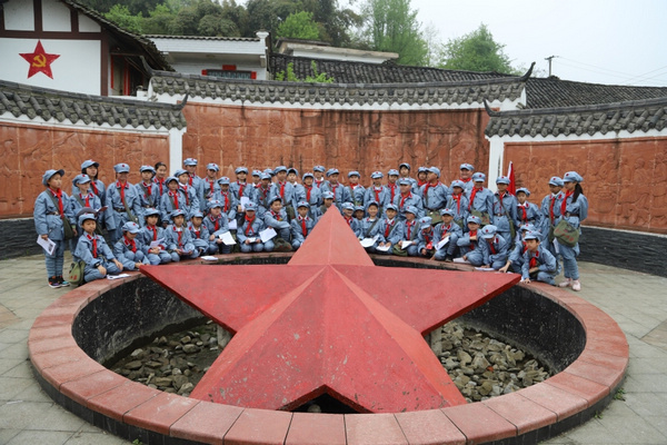 ���Ŀh��(sh��)�(y��n)С�W(xu��)�_չ�t܊�Ļ����}�����ЌW(xu��)���(d��ng) ��