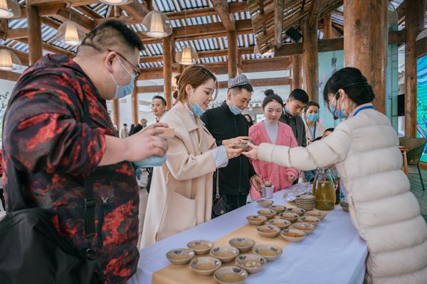 �F���^��Ʒ�L���衣