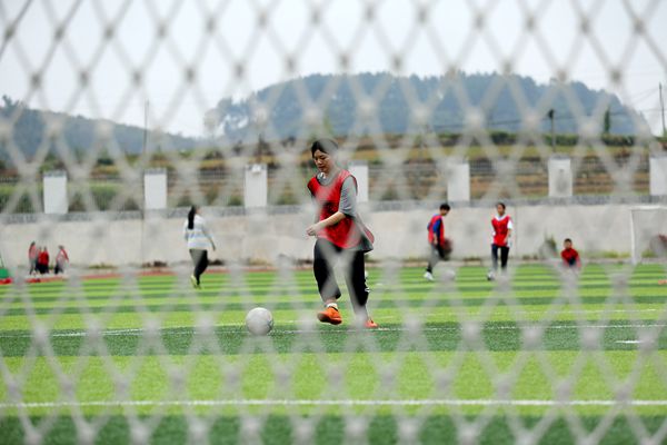 ��Ȫ���С�