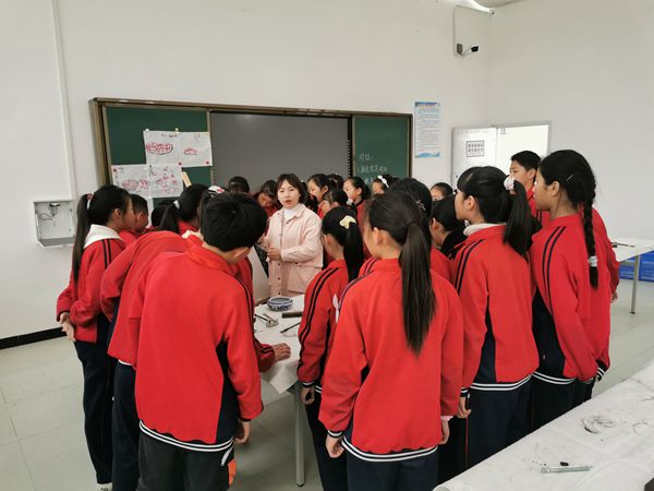 ��Ȫ���С�