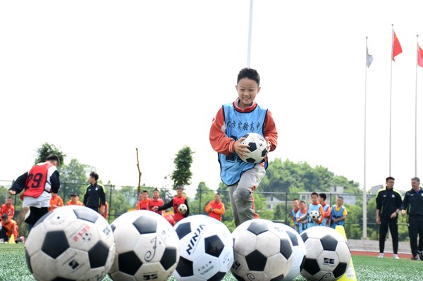 С��T���M������Ӗ���������x�z