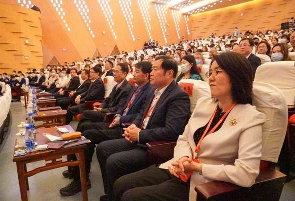 ��ϯ�I(l��ng)��(d��o)��