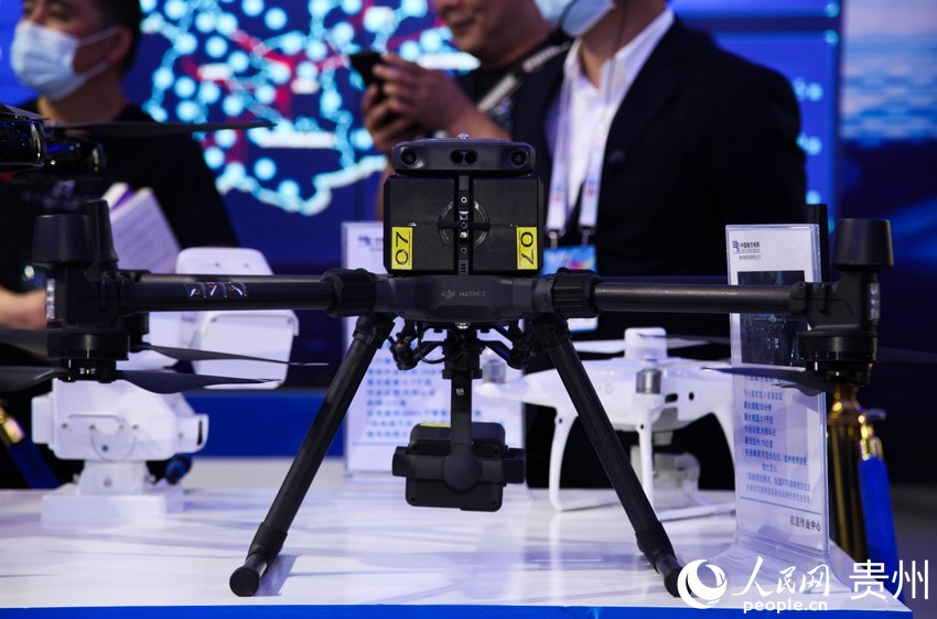 �@��չʾ�ğo�˙C�O�䣬���h�D�����x���_15�������W(w��ng) ����z