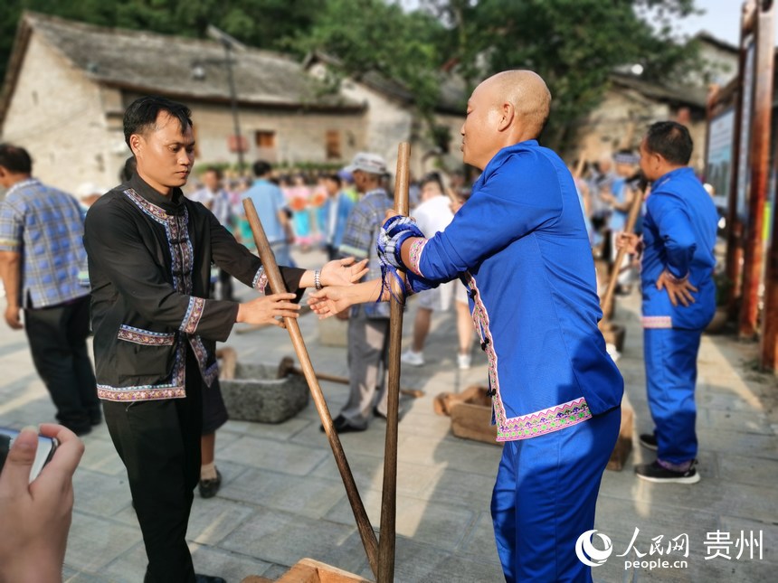 ���ܶ���Ļ����w������L�顣����W ꐾ����z