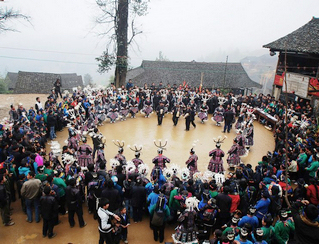 ������������������ư�衷���S�Ժ��z             �F�ݡ������ư�衷�������M���Ҽ����z���          6��10�գ��ڇ���Ժ�����Ļ������β��_���ĵ��������Ҽ������|�Ļ��z�a�������Ŀ��䛣���Ӌ185헣��͇��Ҽ������|�Ļ��z�a�������Ŀ��䛔Uչ�Ŀ��䛣���Ӌ140헣��У��F��ʡǭ�|�����嶱�����������ġ������ư�衷���x���y�赸��䛡�    �������ư�衷ʼ������֮ǰ��ʢ������֮��������ǭ�|���ݵ�կ�h�Ż��l���ȵ��Żҡ����]����·����������Ȼ��կ�������ư���Ӷ��ڴ���ɼ������e�У��й�ư����ǰ߅��߅����Ů�Ԅt�ų�һ������rᘷ����������衣�貽��ÿ�����ġ��������������_�����������֔[����ǰ�������a�ڄӵĄ�������     