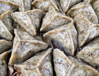 �����õ������Ρ����h�I�z             ��ɫ��ʳ������ Ʒ�L�������Ĵ����ζ��          ����ǰ����˼�Ͽh���˂�������һ�N���صĂ��y��ʳ�����������Ρ������y��ʳ�ġ����Ƶ��W�ϡ�ǡ���Ļ��׌�����ܛŴ���㮔��Ʒ�L���Ĵ����ζ����ӛס�l�Ʒ�b��ζ��    �������������M˼�ƽֵ��Ļ���^��������ꑼ������������ӹ��������������������_���̺��ɷ�����������æ���ʂ������������Ĳ��ϣ�һ�����̾G��ë���׵�ֲ�ꡢ픶��_��С�S����Ұ�ˣ������������ε���Ҫԭ���ϡ���     