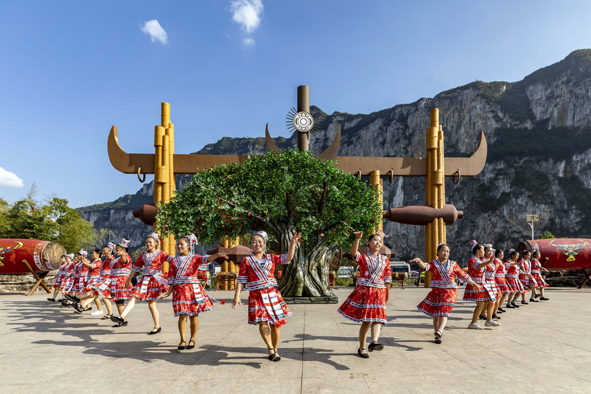 2021��10��3�գ��F��ʡǭ�������������l���ݾ��^����ꠞ��οͱ���������衶��퍻��ݡ���