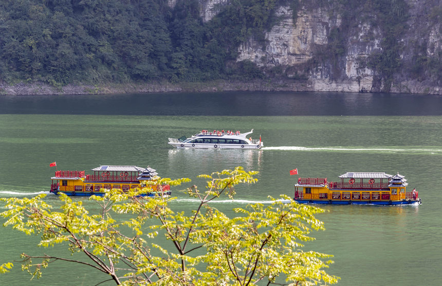 2021��10��3�գ��ο����F��ʡǭ�������������l���ݾ��^�˴����[�����L�⡣