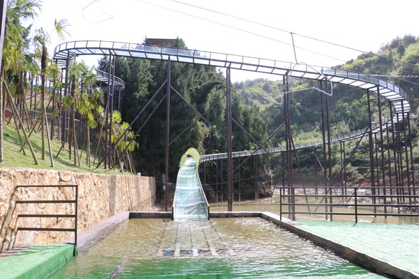 ����Ư����