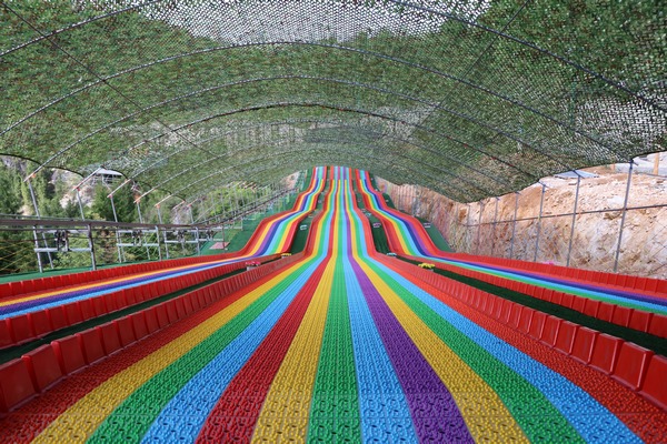 �����ʺ绬����