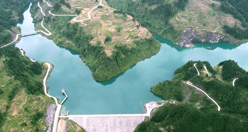 �մ����οh�rϪˮ�졣