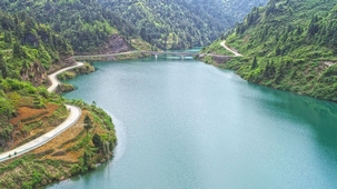 �F�݄մ��������iɽɫ