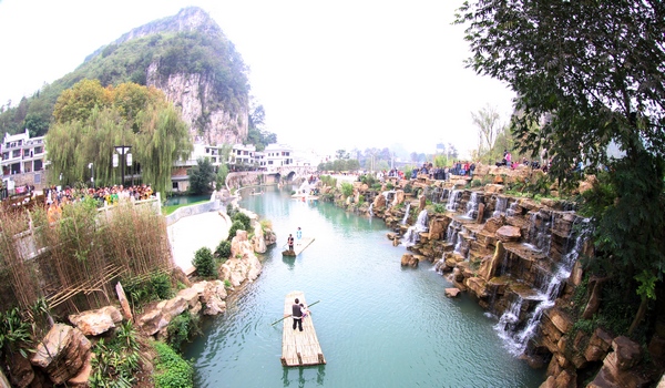 “醉”在盛夏之旅 細(xì)品詩(shī)和遠(yuǎn)方。