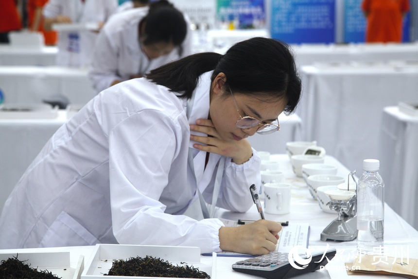 比賽現(xiàn)場。人民網(wǎng) 龍章榆攝