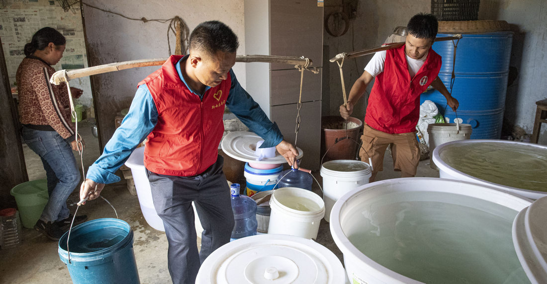 貴州黔西：抗干旱 保民生