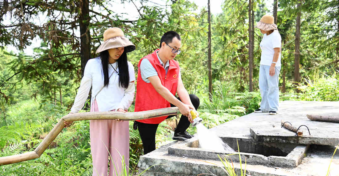 錦屏縣平略鎮：凝心聚力抗旱保民生