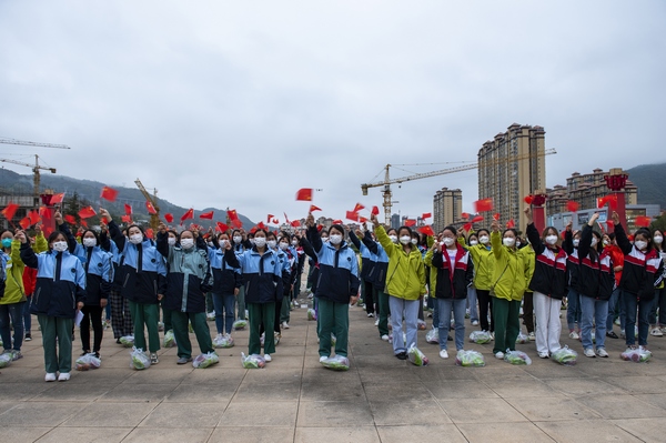 馳援畢節赫章的抗疫醫療隊。