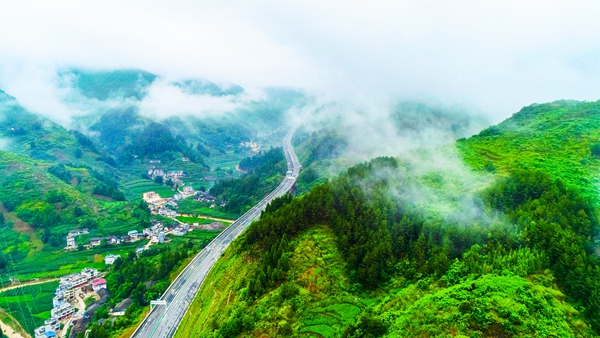 正習高速公路。