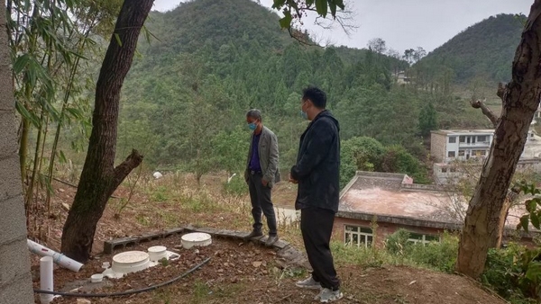 大石布依族鄉立足現有條件,因地制宜“一廁一策”。