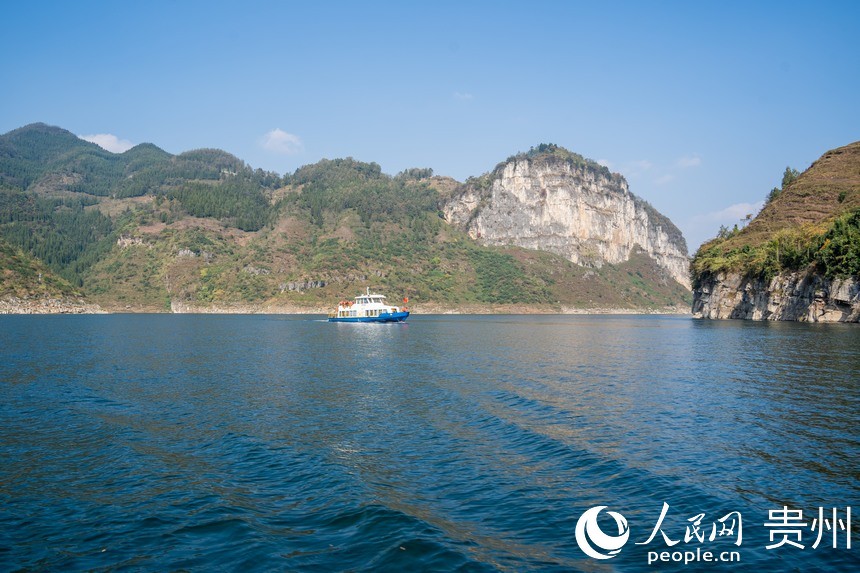 黔中平寨水庫風景。人民網記者 涂敏攝