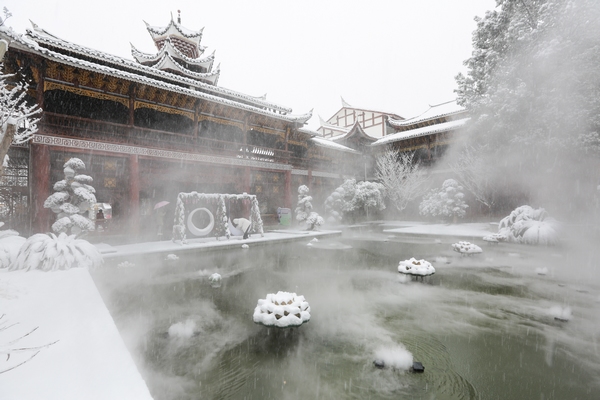 劍河溫泉雪景 。劍河縣融媒體中心供圖