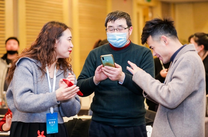 兩地企業交流。