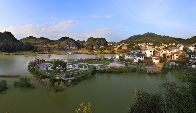 大方縣興隆鄉菱角村風光。梅培文攝