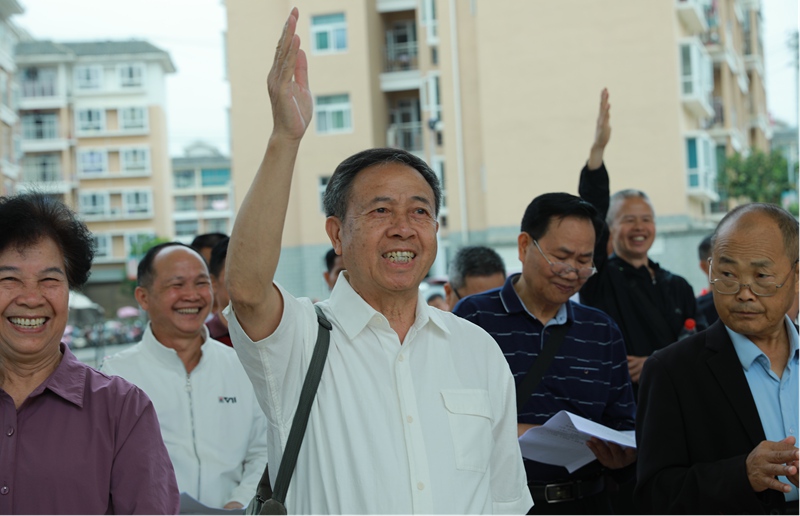 知識(shí)搶答比賽。