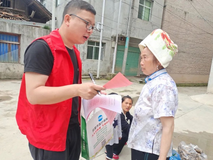 文明實踐志愿服務(wù)。