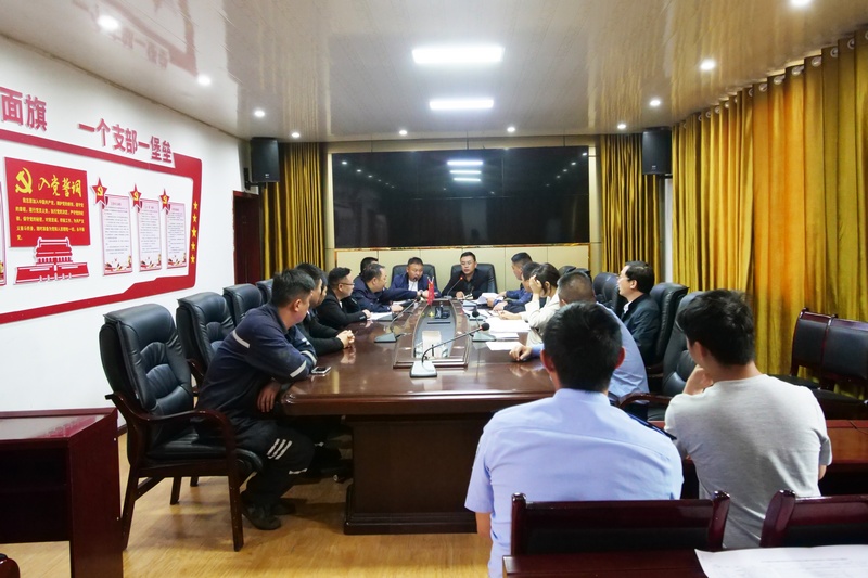 大方縣綠塘鄉橫向聯通職能部門，聯合化解矛盾糾紛。（張倩 攝）.JPG