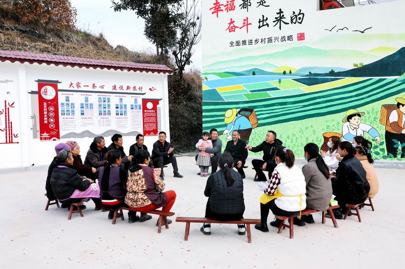 院壩會上謀振興。