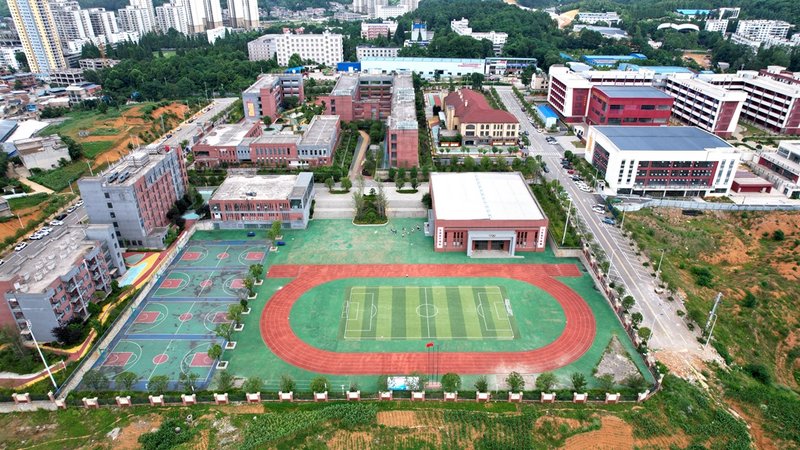 修文縣第九小學。查姜維攝