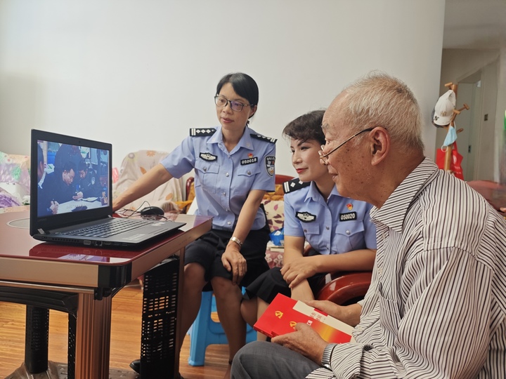 圖為組織開展“三送”“三聽”活動。