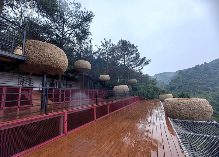 鳥巢餐廳。
