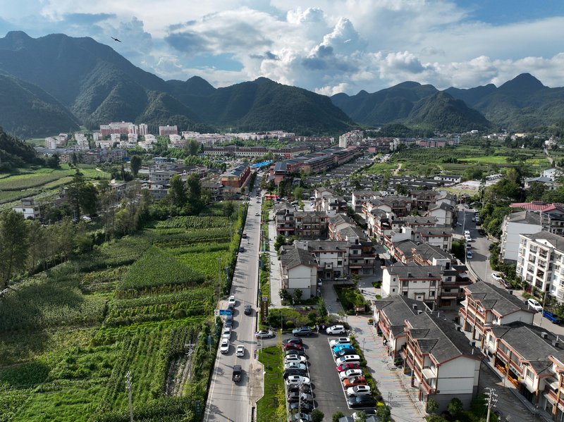 5、九壩鎮(zhèn)三堡村。王印 攝.jpg