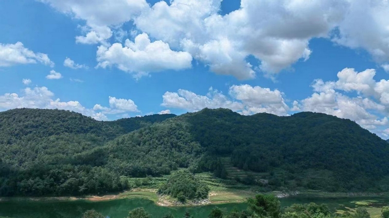 修文縣久長街道孟沖村。