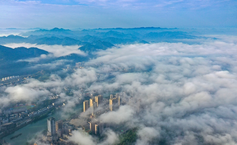 玉屏風光。葛永智攝