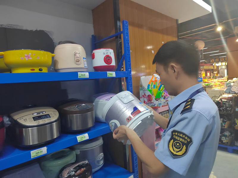 產品質量檢查現場。